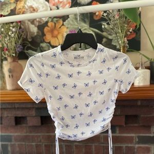Hollister butterfly tee - size small. Worn once!